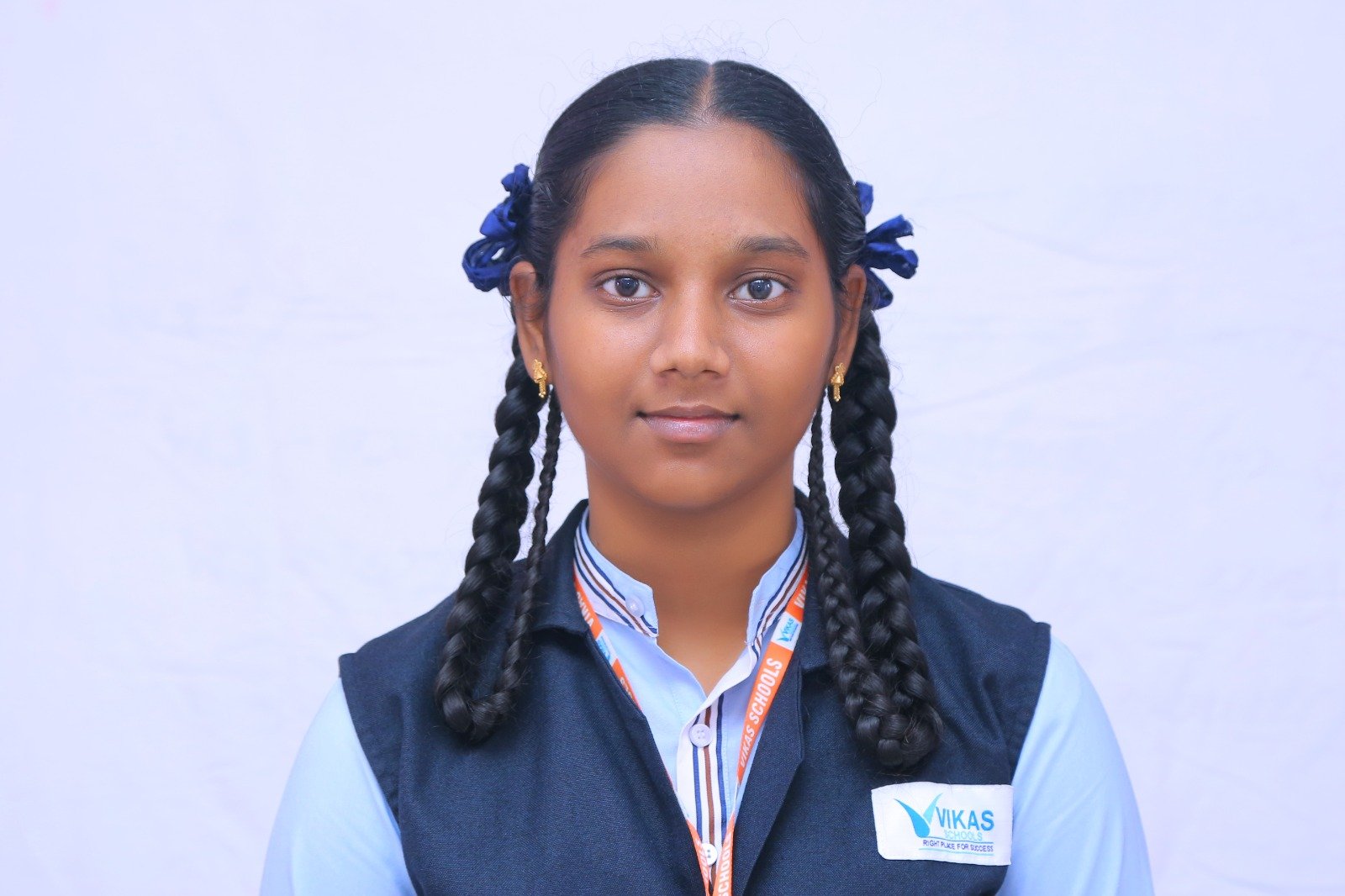 Sk. Suhana Asifa — Town 1st, 595 out of 600